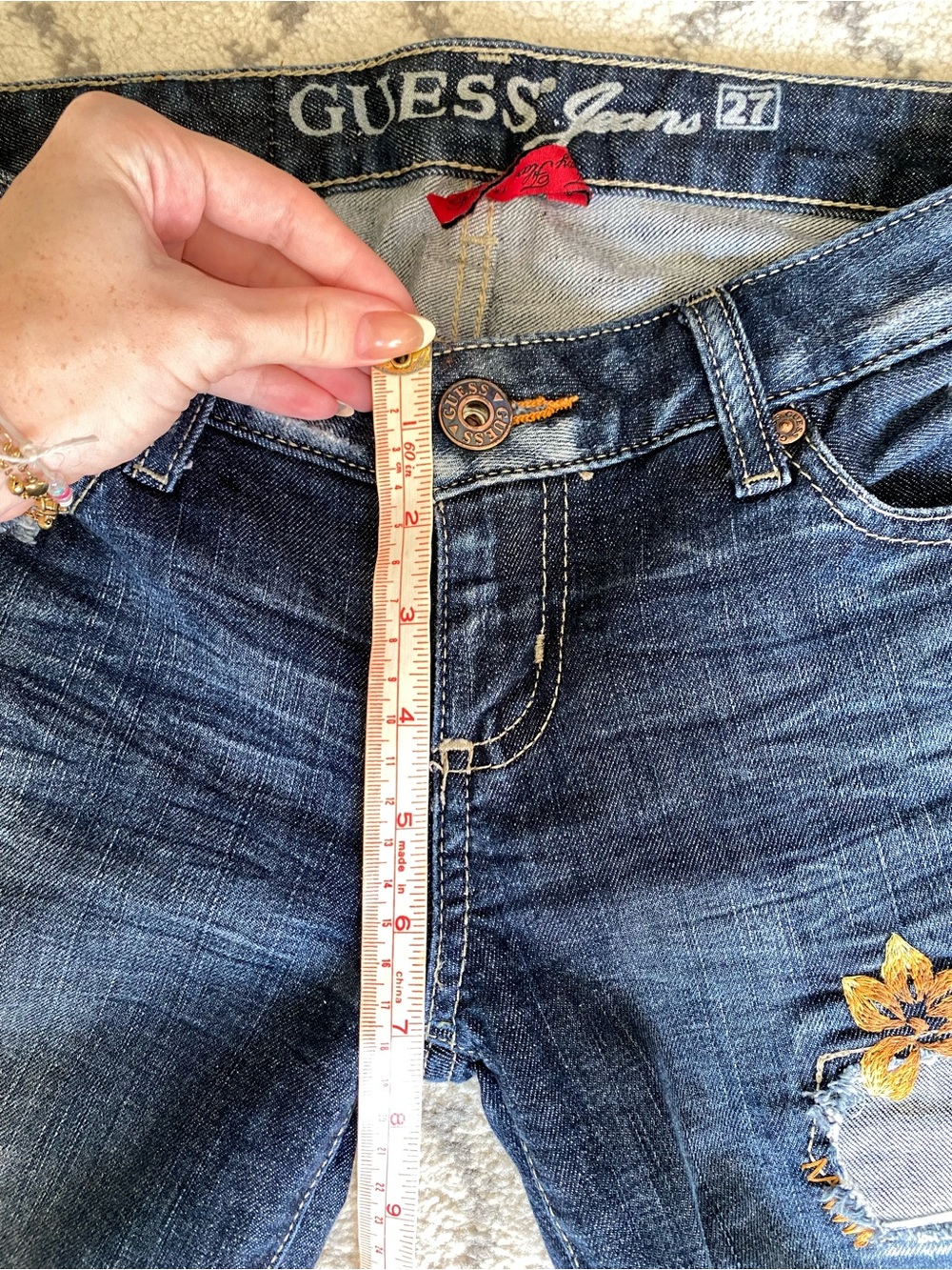 Vintage Guess Dark/Medium wash Denim Jeans - Picture 8 of 11